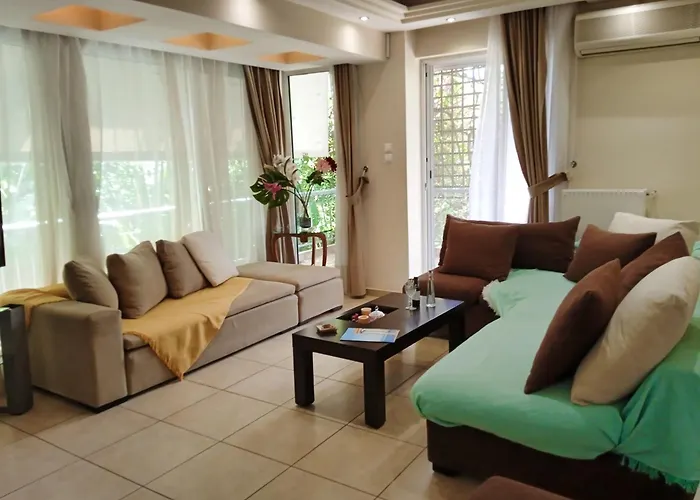 A1 Elegant Vouliagmeni Apt In A Unique Spot